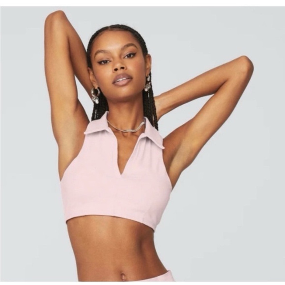 NWOT ALO Yoga Charmed Collared Bra Tank in Sugar Pink Size M